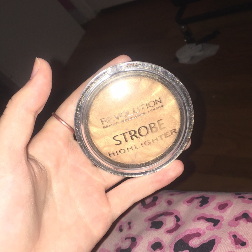 Revolution highlighter